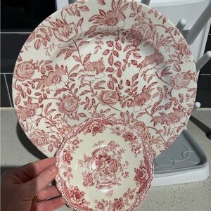 Pink/Red Antique Plates